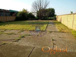 Spratna kuća na Čeneju