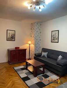  KOMFORAN JEDNOIPOSOBAN STAN SA PARKINGOM - DETELINARA