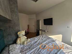 ODLIČAN STAN NA NOVOM NASELJU, ODMAH DOSTUPAN