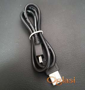 Mini USB kabal za povezivanje navigacije na racunar