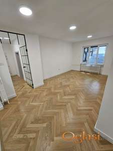 ~~~ LEP i komforan trosoban stan, Centar ~~~