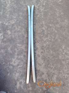 Fiat 500x krovni nosac-nosaci Originalni delovi  Moguca ugradnja delova  Alfa Romeo 147-156-166-159-GT-MiTo-Giulietta Fiat bravo 2 - croma -grande punto -multipla 2 -punto 3 -stilo-idea Freemont Panda 3 500L 500 500x Lancia ypsilon-delta-musa-lybra Volkswagen Golf 6  Audi a3 2012-2020 Volkswagen Passat B7  Ukoliko zelite da porucite Posaljite poruku preko sms poruke ili pozovite na telefon 0616115961