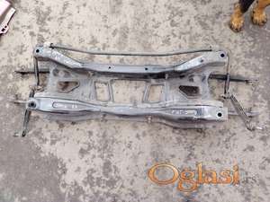 Fiat 500x zadnji most Originalni delovi  Moguca ugradnja delova  Alfa Romeo 147-156-166-159-GT-MiTo-Giulietta Fiat bravo 2 - croma -grande punto -multipla 2 -punto 3 -stilo-idea Freemont Panda 3 500L 500 500x Lancia ypsilon-delta-musa-lybra Volkswagen Golf 6  Audi a3 2012-2020 Volkswagen Passat B7  Ukoliko zelite da porucite Posaljite poruku preko sms poruke ili pozovite na telefon 0616115961