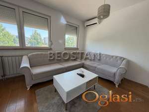 Širi centar - Karaburma #68238