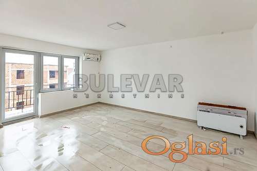 Stan na Somborskom bulevaru, 3.5, 111m2