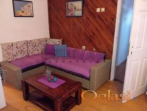 Izdaje se stan kod OŠ Njegoš !