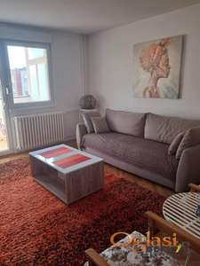  KOMFORAN, KOMPLETNO NAMEŠTEN DVOSOBAN STAN KOD SAJMA