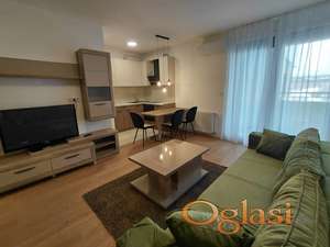 NOV, NAMESTEN JEDNOSOBAN STAN U NOVOJ ZGRADI, HEROJA PINKIJA