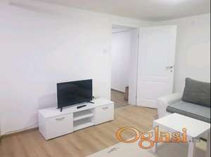 Izdajem stan u Sremskoj Mitrovici