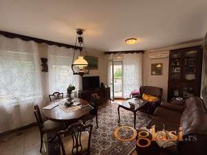 Trosoban stan na Grbavici