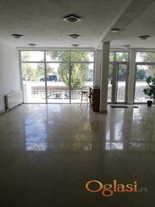 Višenamenski poslovni prostor