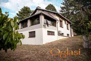 **Na prodaju – komforna kuća sa velikim placem, Sremska Kamenica (Popovica)**