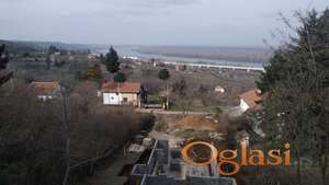 Građevinski plac u Čortanovcima vila Stanković - fantastičan pogled