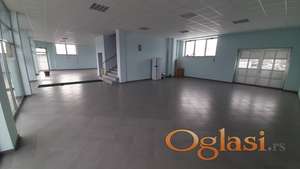 Poslovna zgrada 727m Klisa