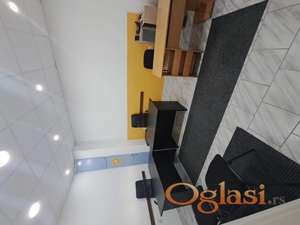 Izdaje se funkcionalan lokal-34m2, na Bulevaru Oslobodjenja, preko puta Dnevnika