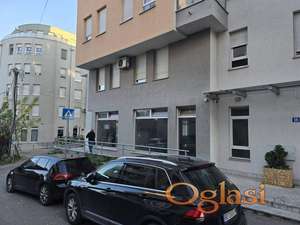 Prodaje se veliki lokal kod Aviv parka ID#18860