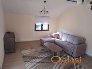 Izdajem Trosoban Nov NAMEŠTEN stan okolina Autokomanda