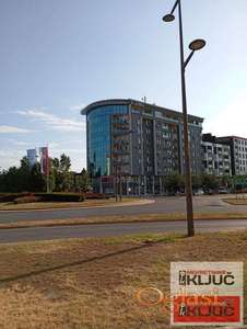 Garsonjera 25 m², Bulevar Evrope, Novi Sad
