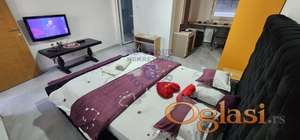 Garsonjera, Petrovaradin