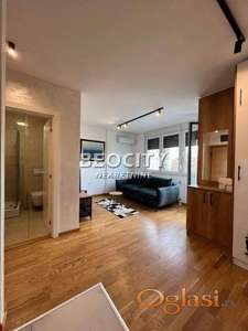 Novi Sad, Somborski bulevar, Bulevar Patrijarha Pavla, 0.5, 27m2
