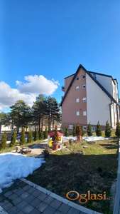 Prodaje se apartman na Divcibarama