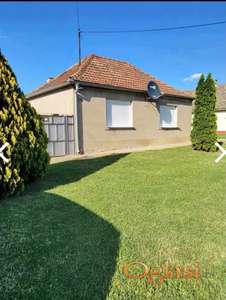 Kuca u Titelu bez ulaganja