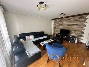 Odličan troiposoban stan! Novo Naselje - Jugovićevo!