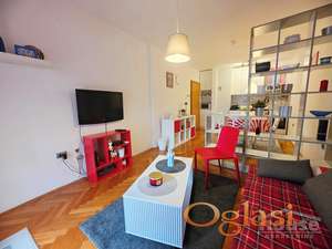 STAN - NOVI SAD - CARA DUŠANA - 61m2 - 149000 evra