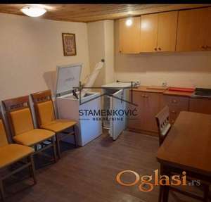 Prodaje se dvorisni stan 62m2 ID#6972