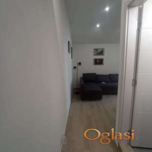 Grbavica Dvosoban stan 45m2, Hitno!