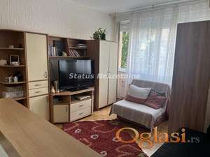 Garsonjera 25 m², Bulevar Oslobođenja, Novi Sad, 1. sprat