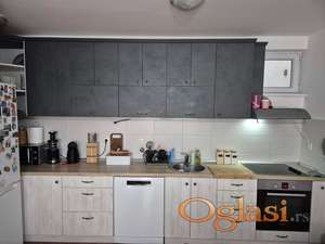 Odlican dvoiposoban stan