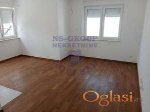 Dvosoban stan na Bulevaru Patrijarha Pavla, 50m2
