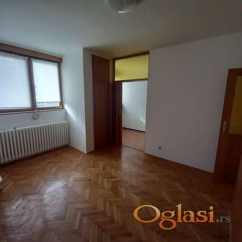 STARI GRAD - SPENS - ODLIČAN JEDNOIPOSOBAN STAN - RETKO U PONUDI!!! IDEALAN ZA SVE - IZDAVANJE, POSAO, ŽIVOT!!!!
