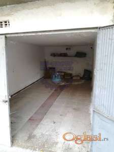 Uknjižena garaža