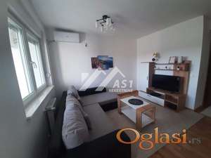Izdajem LUX trosoban stan na Jugovicevom naselju !!! ID#5506