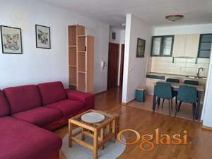 IZDAVANJE STANOVA NOVI SAD – Izdaje se dvosoban stan 58m2, Stari Grad, odlična lokacija