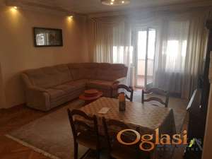 KOMFORAN, NAMEŠTEN DVOSOBAN STAN, GRBAVICA