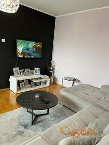 NAMEŠTEN STAN NA LIMANU 2