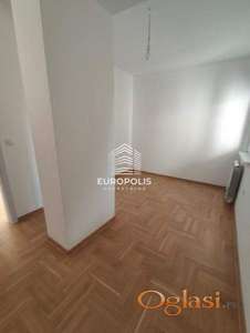 Stambeno-poslovni prostor, 77m2 ID#8768