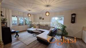 Extra lokacija, kuća 310 m2 i Poslovni prostor od 100 m2-