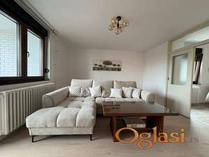 Trosoban-kompletno namešten ! Bulevar Jovana Dučića