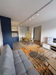 Dvosoban stan na Bulevaru Cara Lazara, 50m² – Pet friendly, 600€