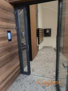 BUDITE PRVI STANAR U NOVOGRADNJI NA GRBAVICI 450 EVRA