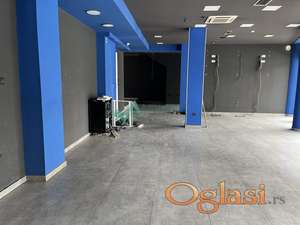 Ekskluzivan poslovni prostor-lokal na Grbavici, ukupne površine 306m² 