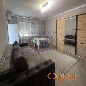 Predstavljamo vam prelepu garsonjeru na Staroj Detelinari.