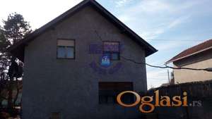 Spratna kuća u centru Begeča