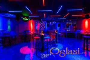 Lokal za 18 te rodjendane sa osobljem