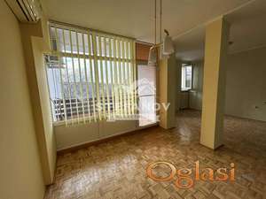 Dvosoban stan 4. juli ID#1940