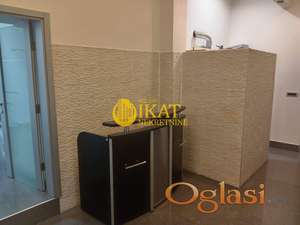 Južni bulevar (Autokomanda), lokal 144m², 2600€ ID#4677